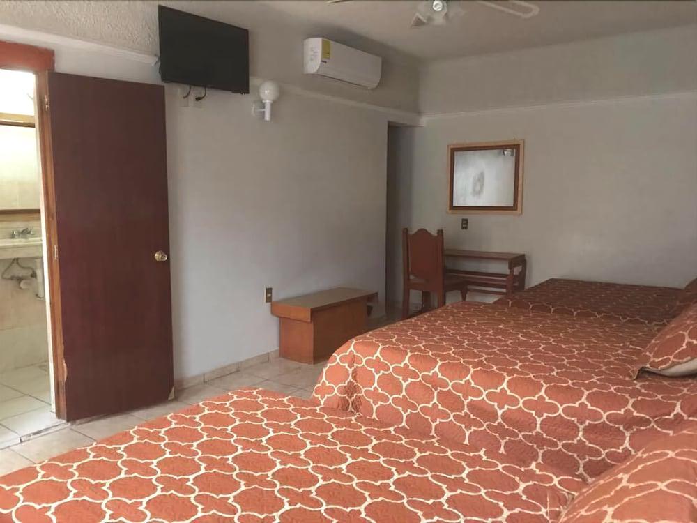 Hotel Riviera San Juan de los Lagos Zewnętrze zdjęcie
